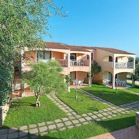 Panoramic Sea View In In With Pool 3* באדזי