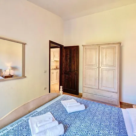 Panoramic Sea View In In With Pool Apartahotel 3*